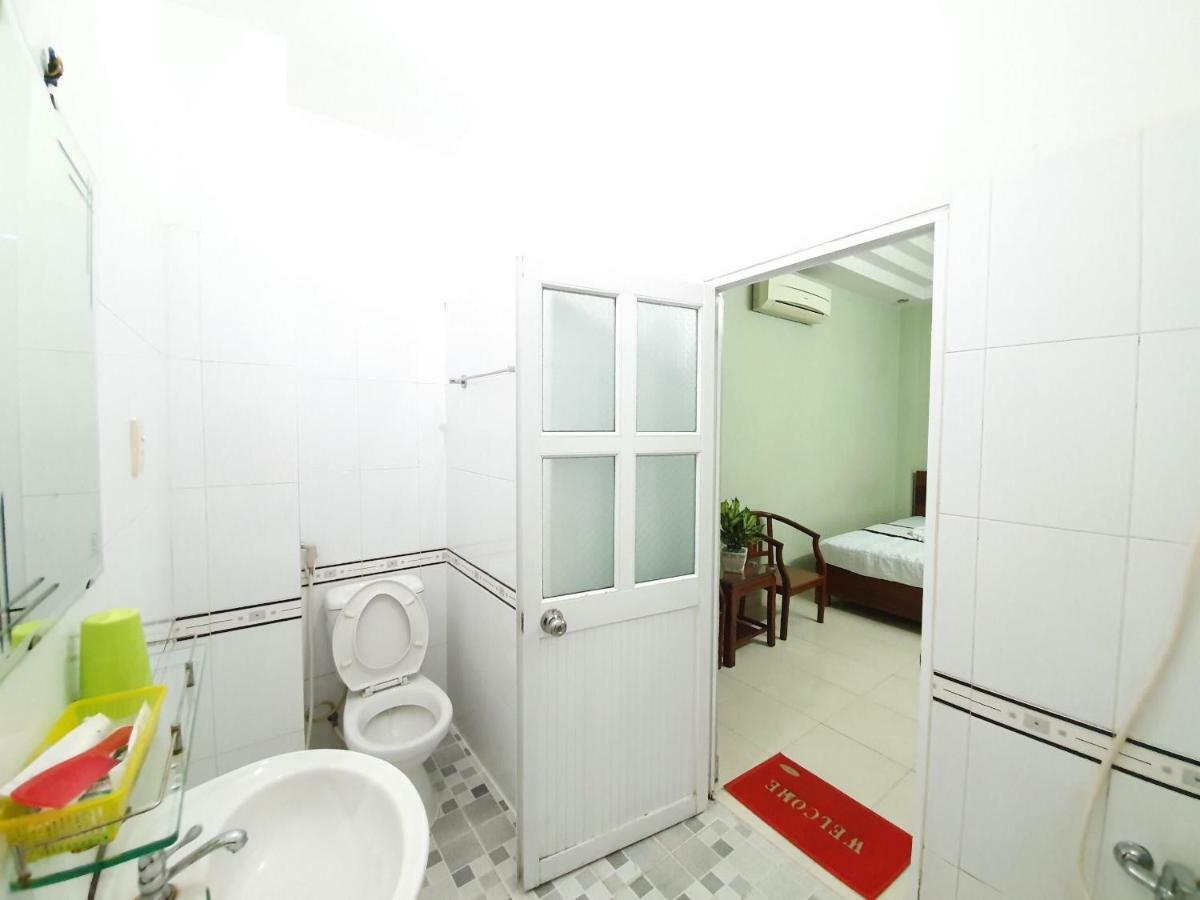 Khach San Truong Son Hotel Ho Chi Minh City Exterior photo